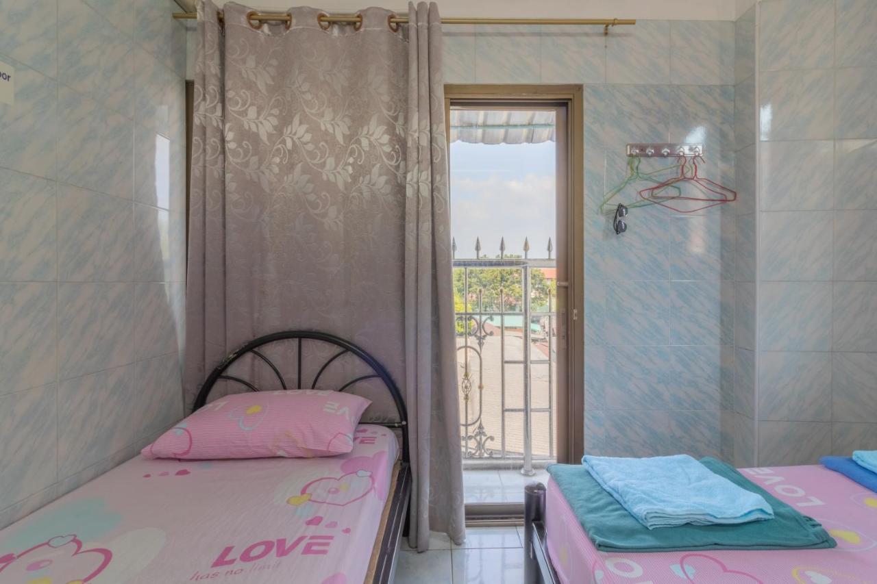 New Central Guesthouse Бангкок Екстер'єр фото