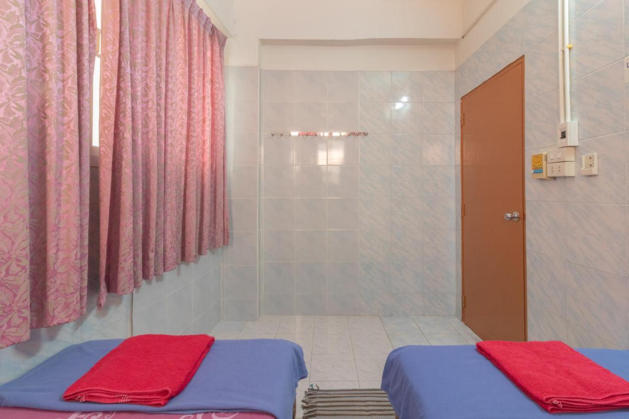 New Central Guesthouse Бангкок Екстер'єр фото